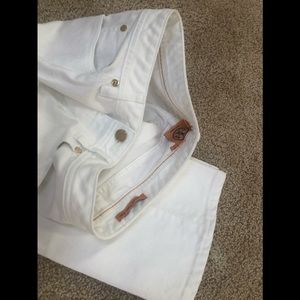 Tory Burch size 27 classic white jean
